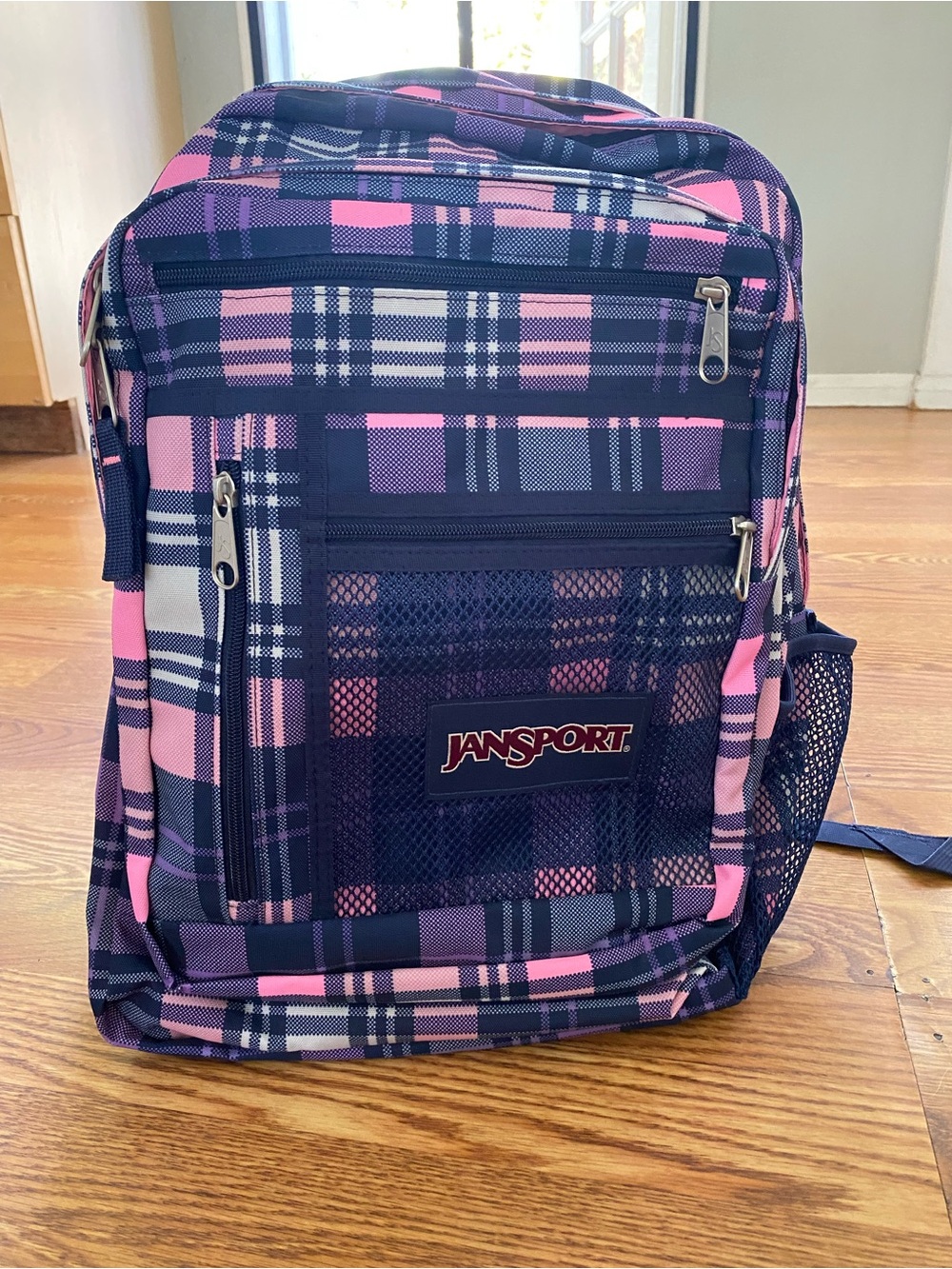 New Jansport Big Student Backpack One Size Color Pink/Blue Plaid